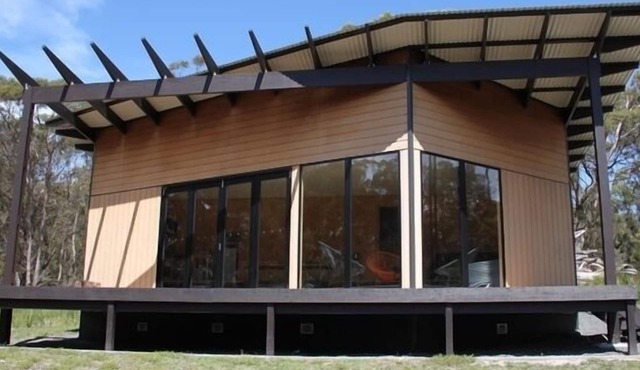 BAY OF FIRES ECO HUT Binalong Bay