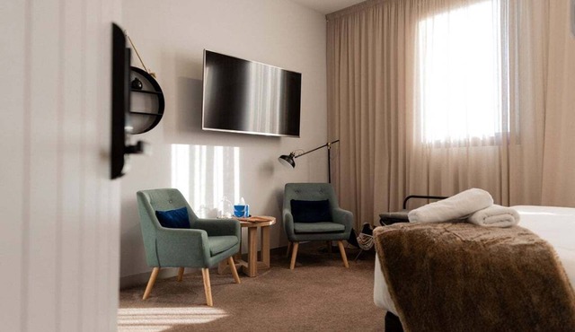 Bay of Fires Holiday Suites ~ Suite 3