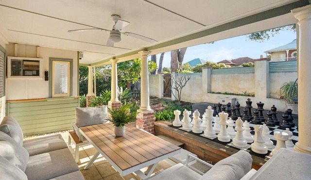 Bayswater Hideaway - Sauna, Near CBD & Airport