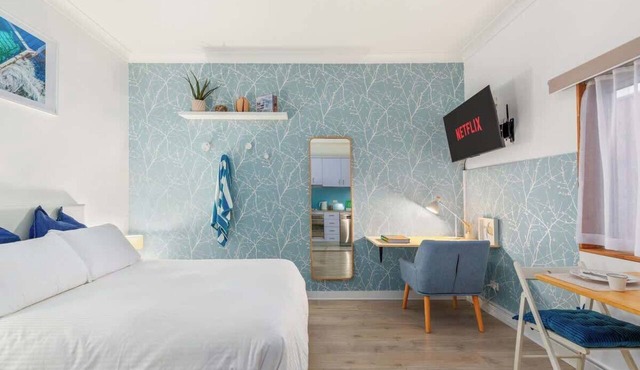 Beach front ocean breeze studio with aircon
