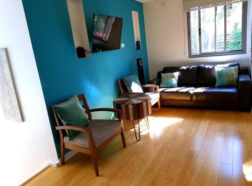 Beach-side cottage with the pool North Maroubra close to Coogee