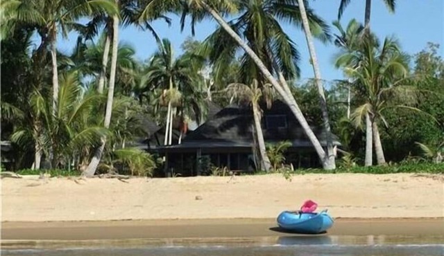 Beach Villa 5 on the Beach, Mission Beach