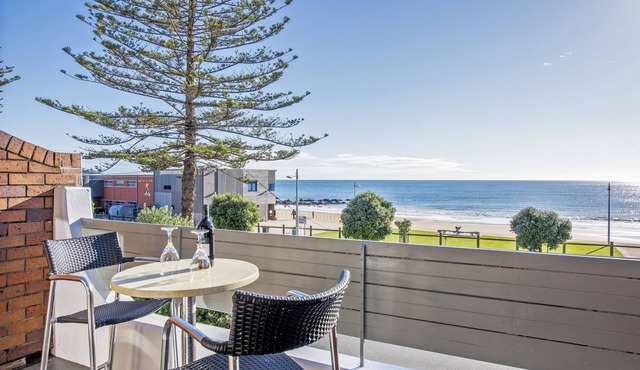 Beachfront Voyager Motor Inn