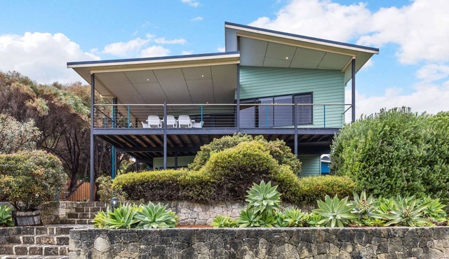 Beachside at Margaret River (Prevelly) - Modern beach house, ocean views, spacious interior, reverse