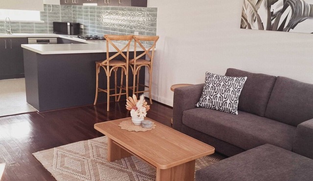Beachside Homely Flat in Rockingham in Rockingham