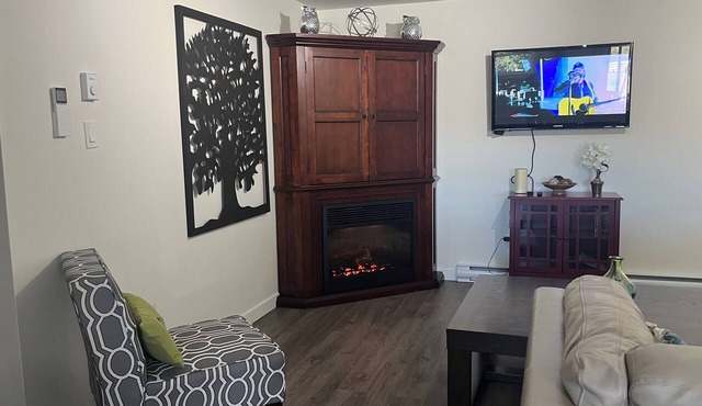 Beautiful Two Bedrooms and 2.5 Bathrooms - 30 Minutes from Dartmouth in Musquodoboit Harbour