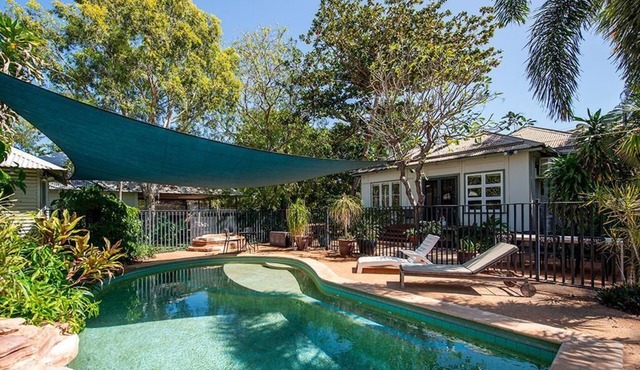 Beautiful Pearlers Cottage