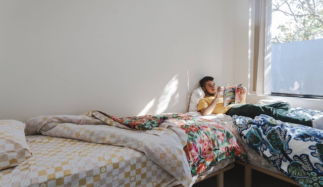 Bedroom 3: Free WIFI, 2 Single Beds, Ceiling Fan