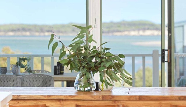 Beilby Inlet Views -Winter Stay 3 Pay 2