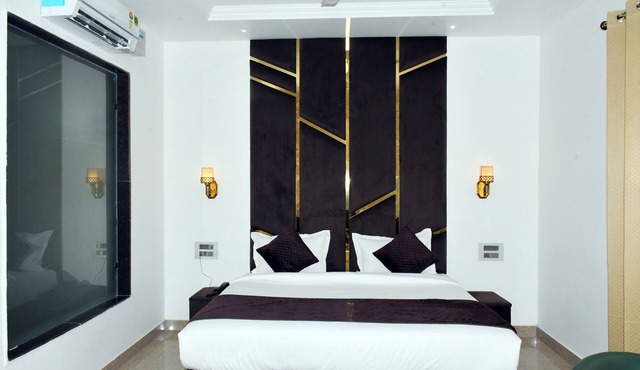 Bellazio Suites Hotel and Resort Bellazio in Bareilly
