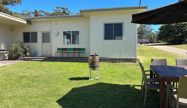 Bemm River Bungalows #2: “Pelican Pad”