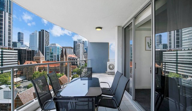 Best of Brissie Chic Resort style CBD Living