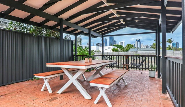 Bliss At Broadbeach - Large canal facing property