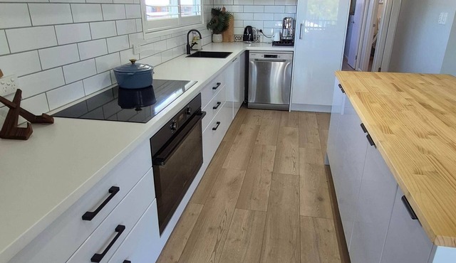 Bliss on Blue Beach - Pet Friendly Beach house