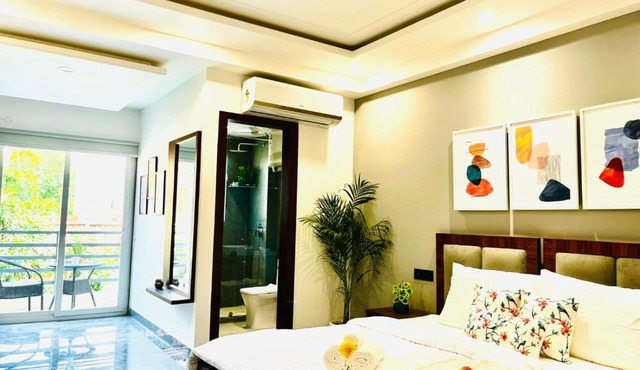 BluO Studio1 DLF CyberCity - Balcony, Gym TT, Lift in Gurgaon