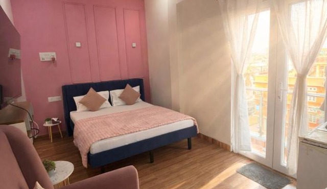 Blush - Tiny Studio - by BeauMonde Studio in Guwahati