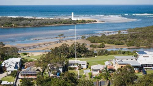 Boardwalk Bungalow - pristine ocean views