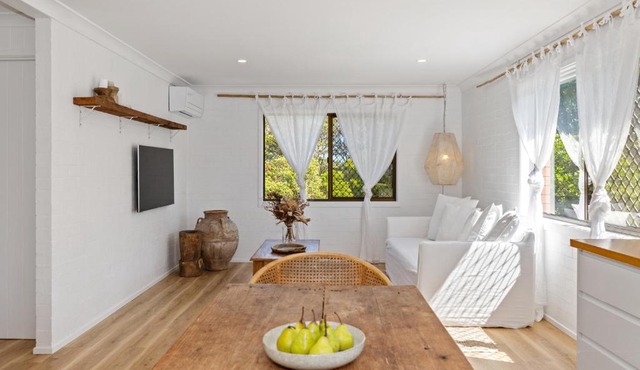 Boho-Style Beach Apartment Kingscliff by uHoliday