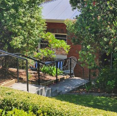 Bowen Toft House- South Hobart, home from home
