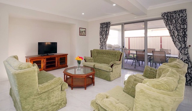 Brand New Home on Perth Doorstep