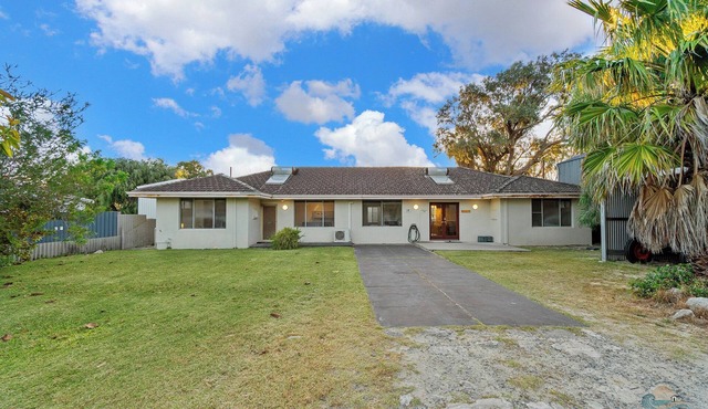 Breathe Ezy - Welcome to Breathe Ezy, a spacious 7-bedroom home
