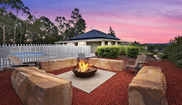 Brokenback Vineyard Cottage