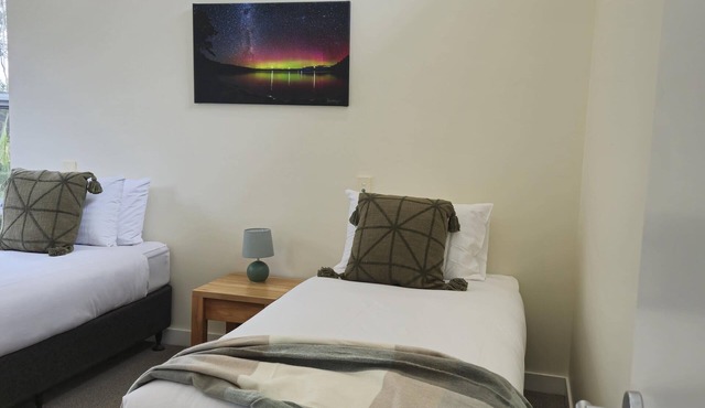 Bruny Bay House - Bruny Bay House: A Luxurious Escape Between Two Bays!