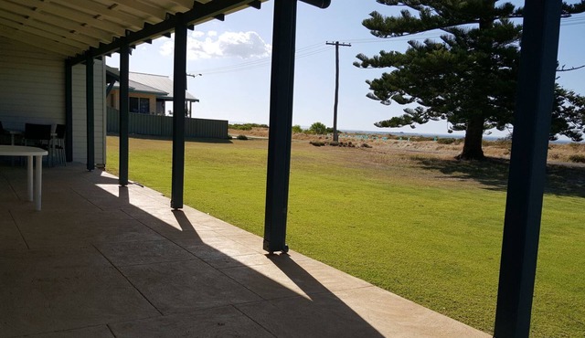 Busselton BEACH FRONT House