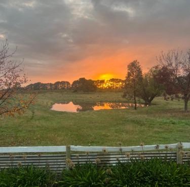 Campaspe Valley View 20 acres Farm Stay
