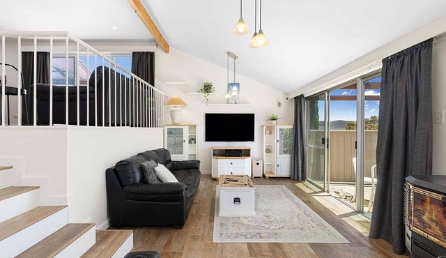 Candlebark Retreat - Jindabyne