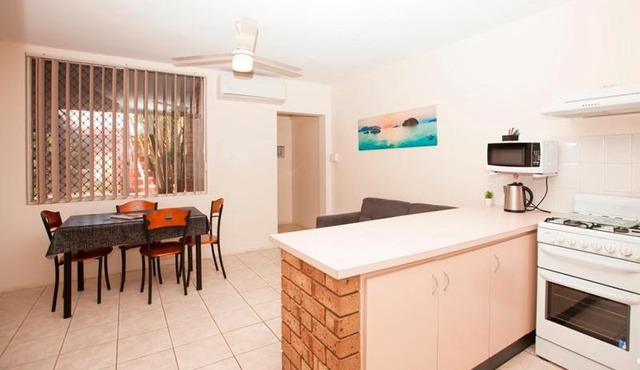 Carnarvon Central Apartments