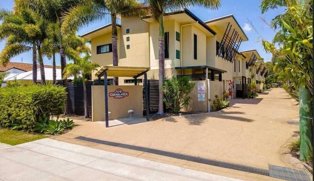 Casablanca Palms – Family Friendly Beach Escape