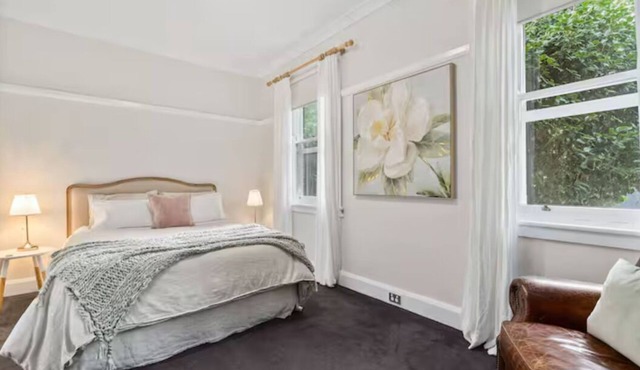 Centennial Cottage 2 - Botanica. Cosy, close walk to Bowral and wedding venues.