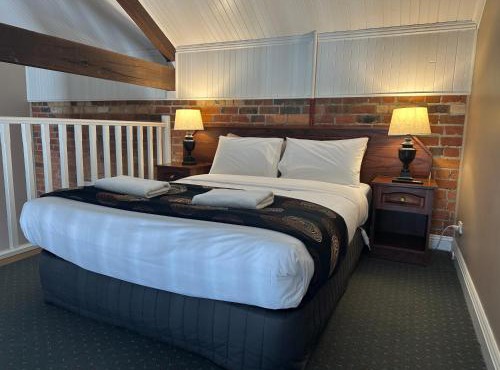 Central Springs Inn