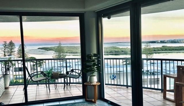 Centrepoint 36 Stunning Sea Views Steps To Cafes