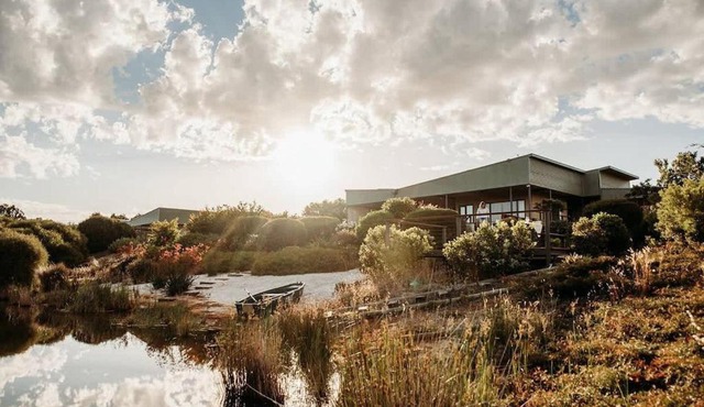 Charlie Bravo Chalet - Escape to the Golden Triangle
