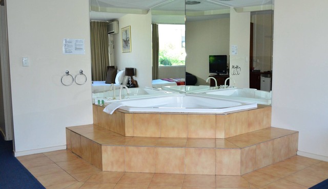 City Park Hotel
