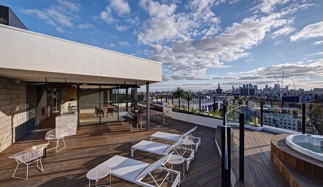 City Views Riverside 2 Bed/2 Bath Resort apartment