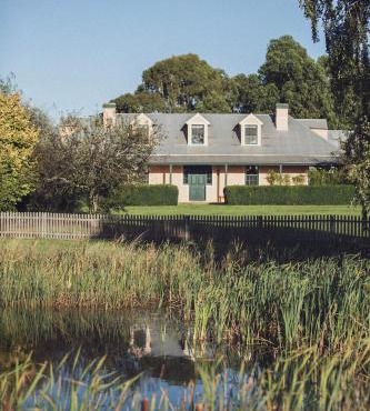 CLAYFIELD HOMESTEAD - rustic country accommodation