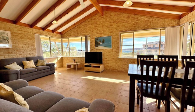 Cliffs Unit 1 - Kalbarri,WA
