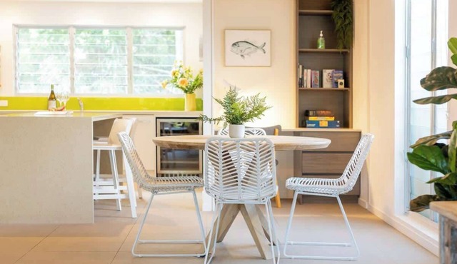 Close to Beach and cafes…family and pet friendly