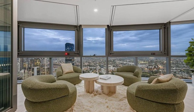 Cloud Nine Stay | Designer Views on Level 61