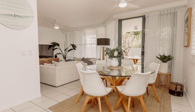 Coastal Charm - Pet & family friendly