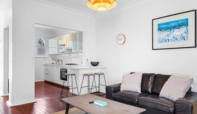 Coastal Classic: Apt near the Ocean