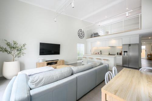 Coastal Comfort in Golden Bay