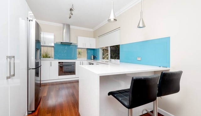 Coastal Hideaway; a cosy 3BR home ideal for relaxing retreats or family gatherings