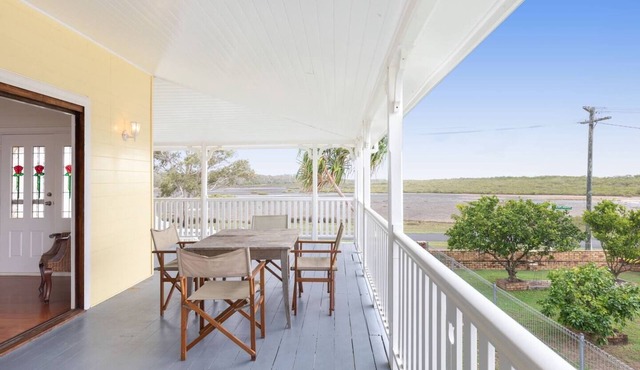 Coastal Queenslander with Fraser Island Views