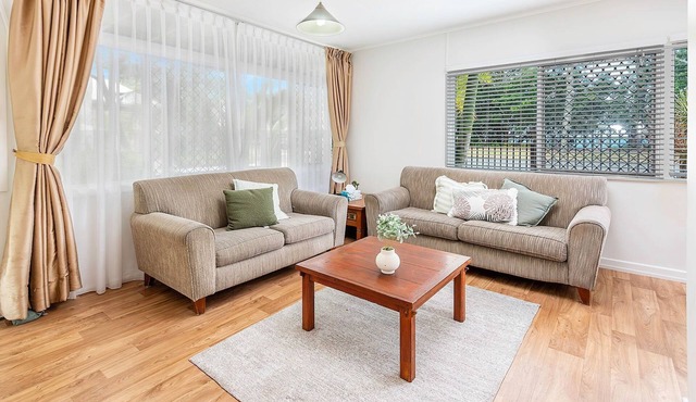 Coconut Palms Two Bedroom Apartment - CoastHM