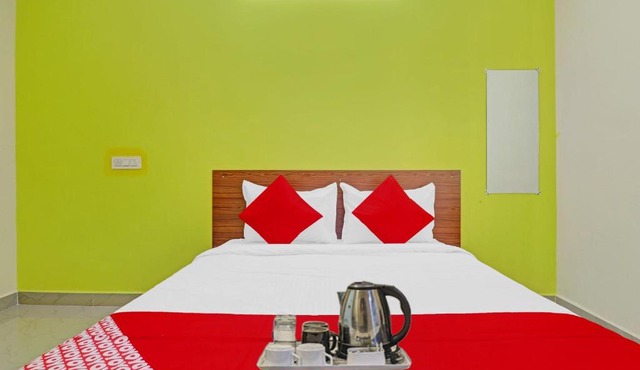 Collection O Elite Stay Near Habsiguda Metro Station in Hyderabad