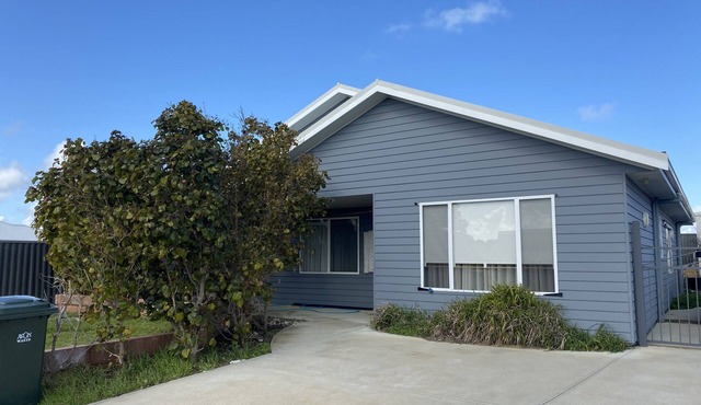 Come, enjoy our Beach House. We love it! and we hope you will too.
